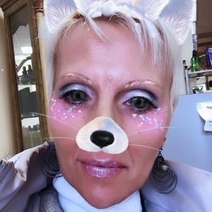 Meet your Posher, Isabella